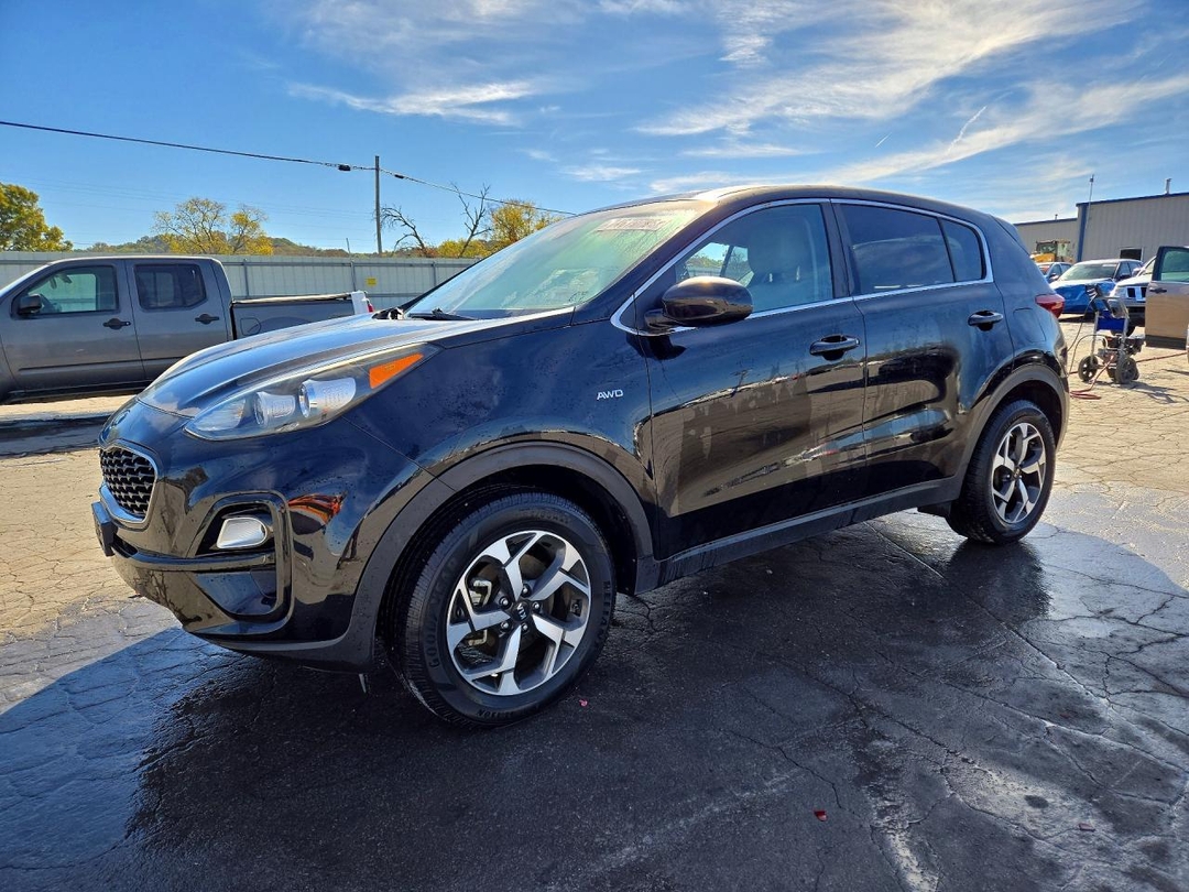 Vista de 2020 KIA SPORTAGE LX, ángulo 1