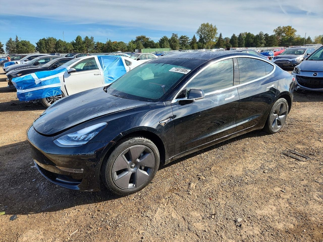 Vue de 2019 TESLA MODEL 3, angle 1