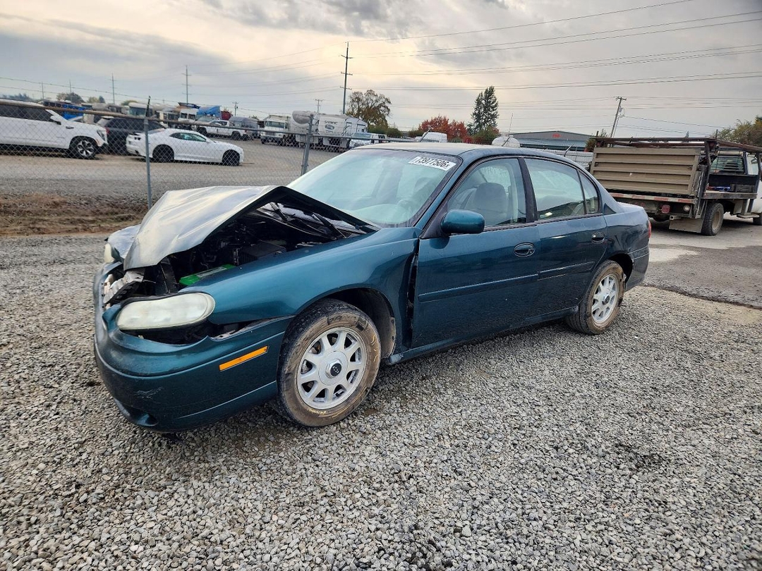 Vista de 1998 CHEVROLET MALIBU, ángulo 1