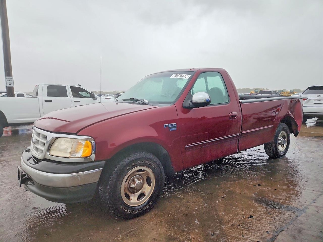 Vue de 1999 FORD F150, angle 1