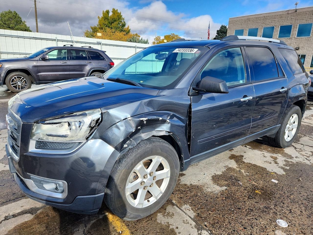 Vista de 2013 GMC ACADIA SLE, ángulo 1