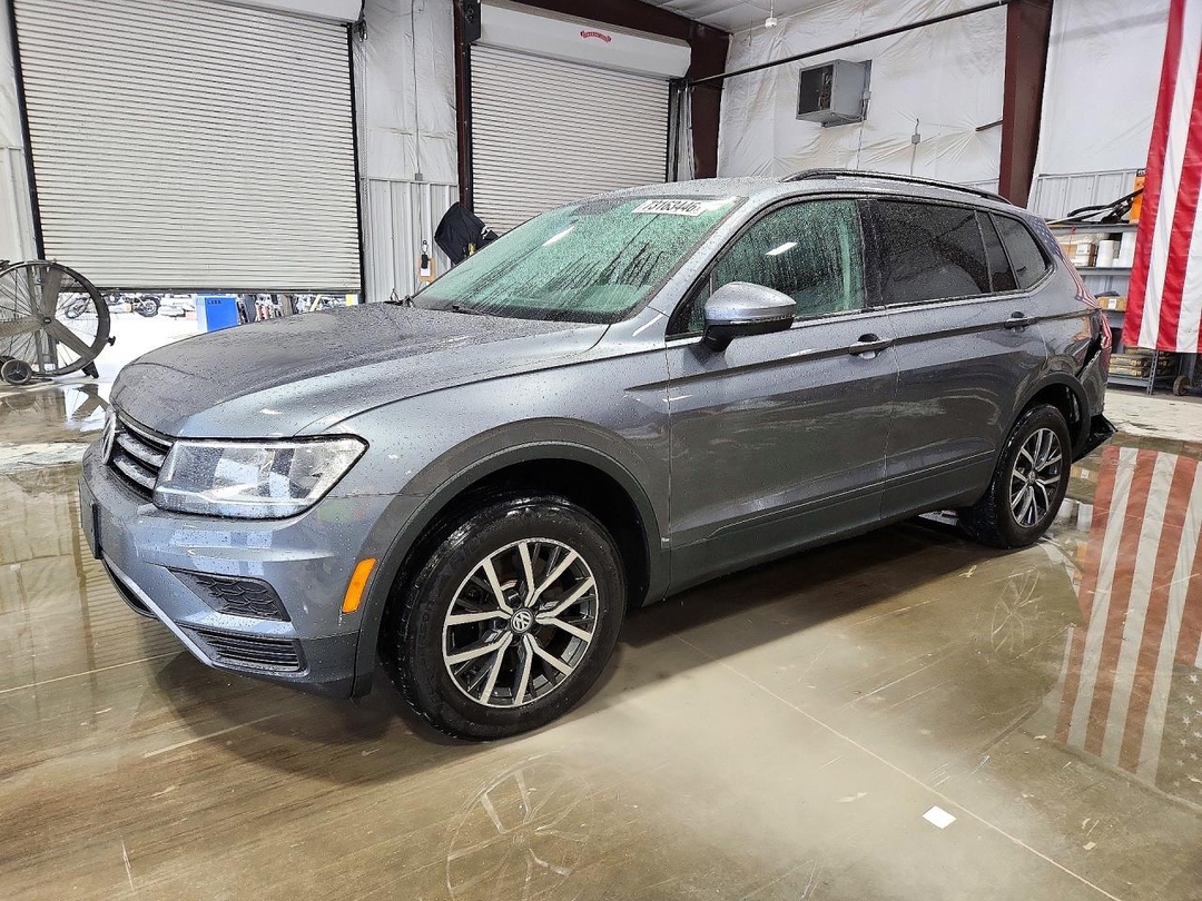 Vedere 2021 VOLKSWAGEN TIGUAN S, unghi 1