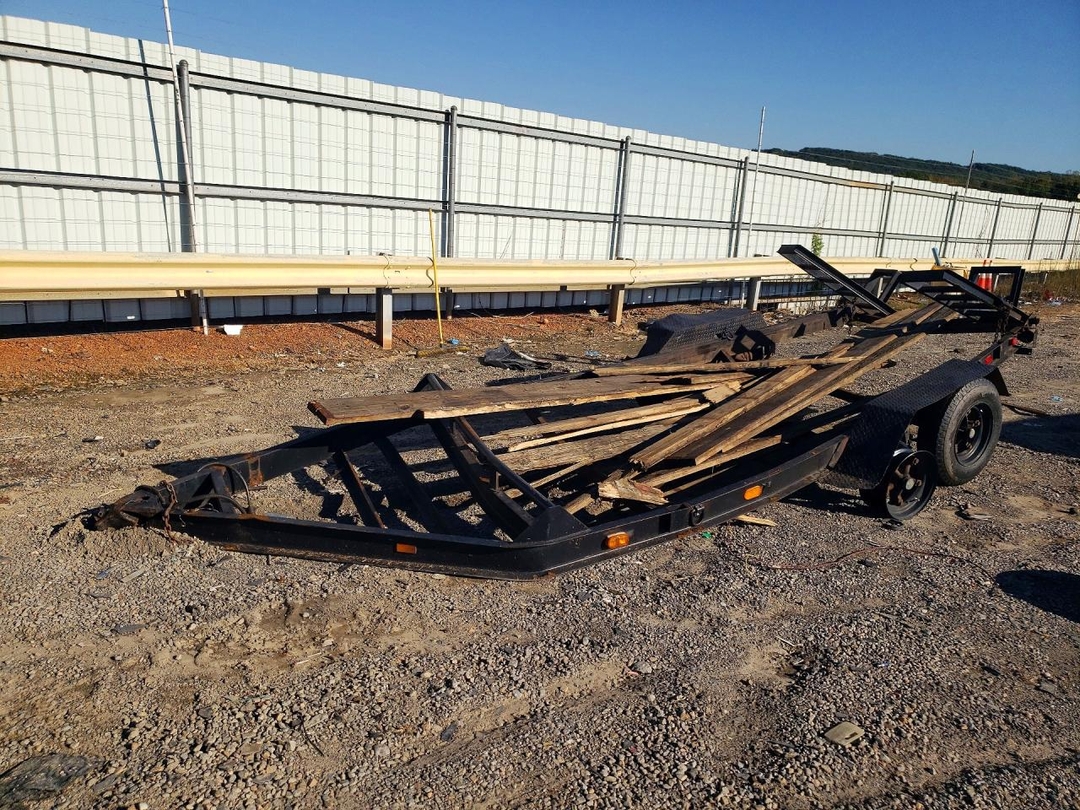Вид 1996 L &amp; S LINE MFG EQUIPMENT TRAILER, угол 1