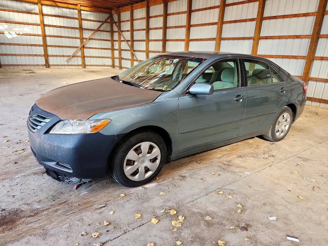 منظر 2009 TOYOTA CAMRY LE، زاوية 1