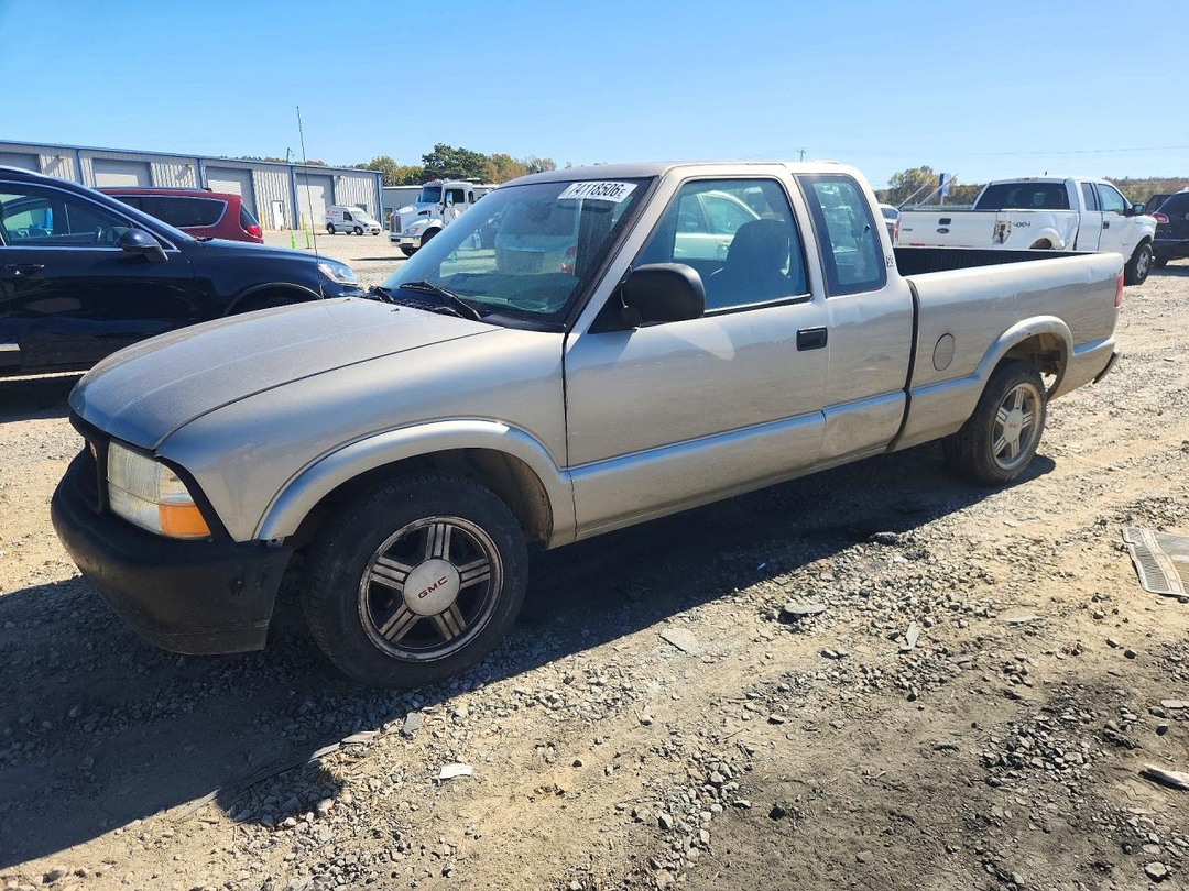 Vue de 2001 GMC SONOMA, angle 1