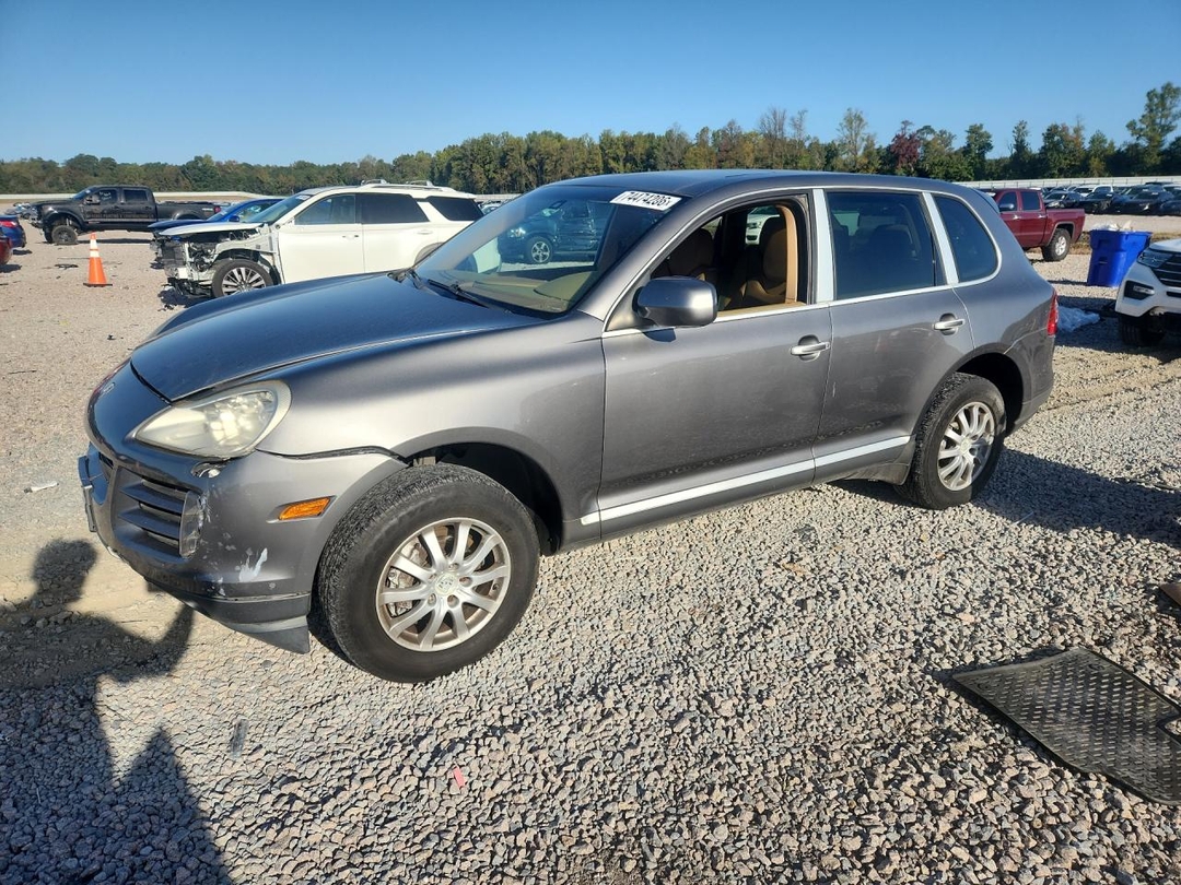 Vue de 2009 PORSCHE CAYENNE, angle 1