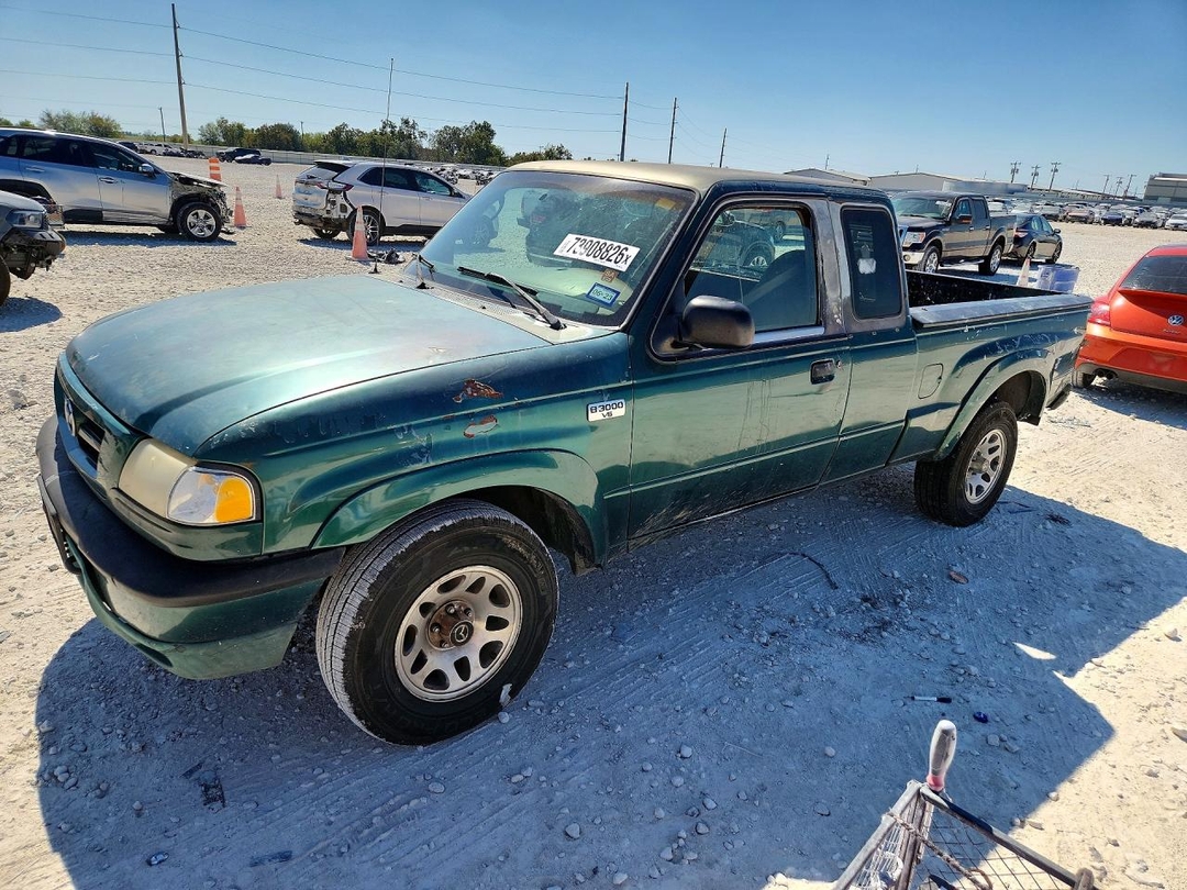 Вид 2001 MAZDA B3000 CAB PLUS, угол 1
