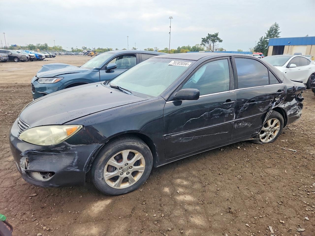 منظر 2005 TOYOTA CAMRY XLE V6، زاوية 1
