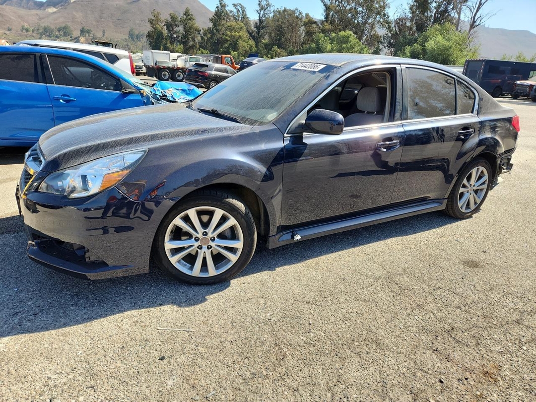 Vue de 2014 SUBARU LEGACY 2.5I PREMIUM, angle 1