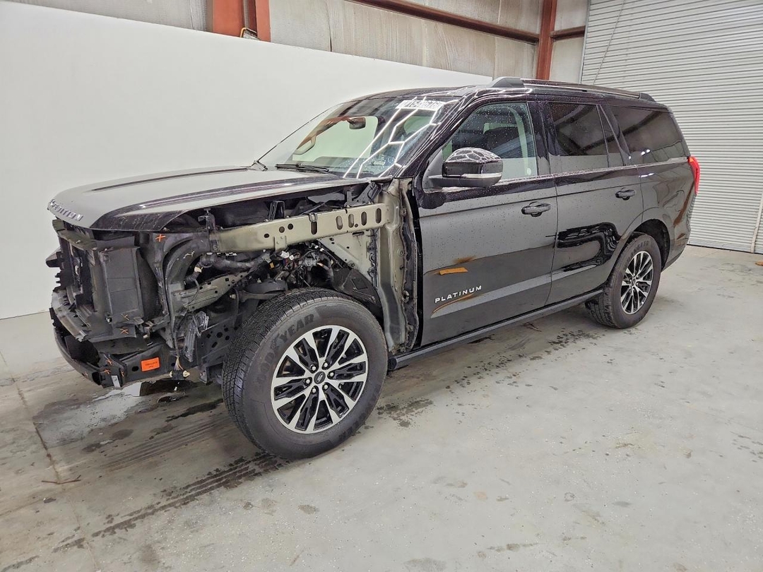 Vista de 2025 FORD EXPEDITION PLATINUM, ángulo 1