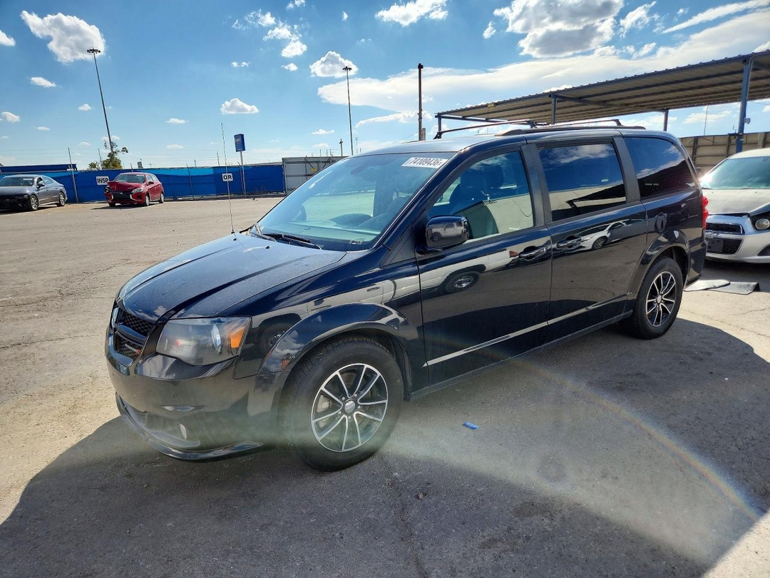 منظر 2018 DODGE GRAND CARAVAN GT، زاوية 1