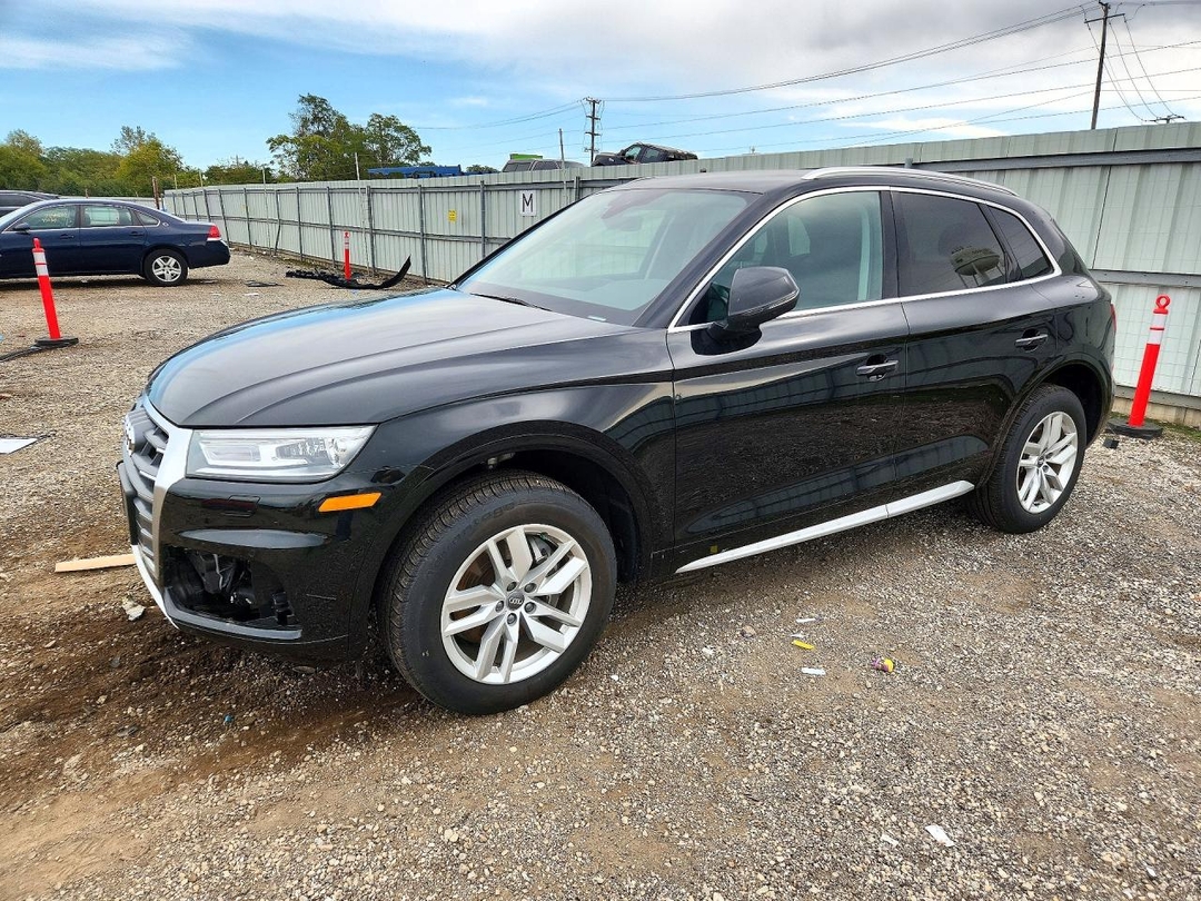 Vue de 2020 AUDI Q5 PREMIUM, angle 1