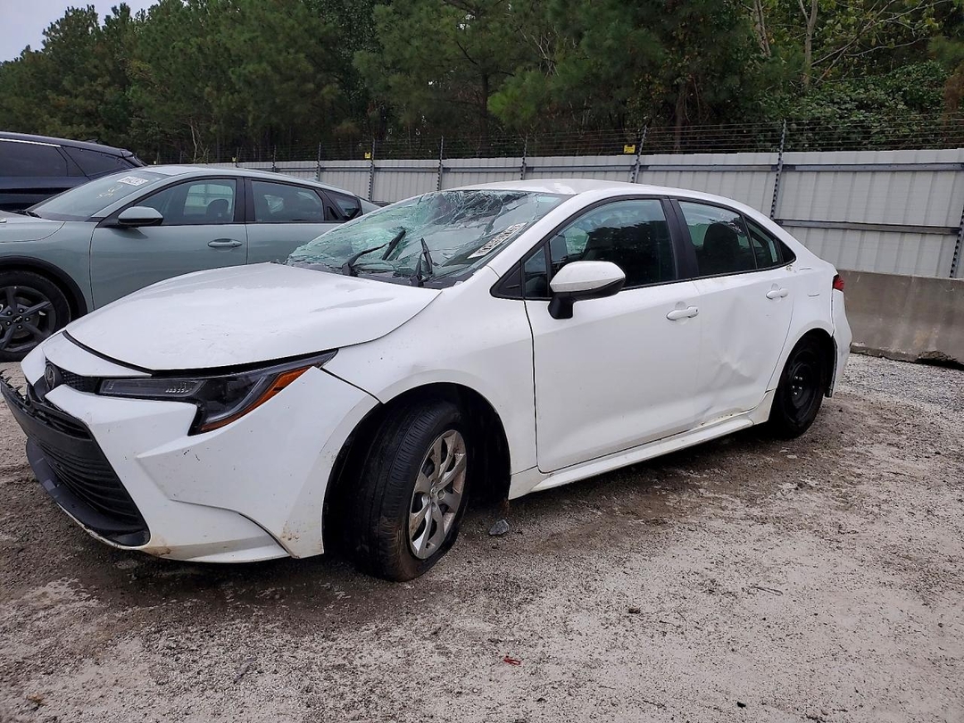 Vedere 2026 TOYOTA COROLLA LE, unghi 1