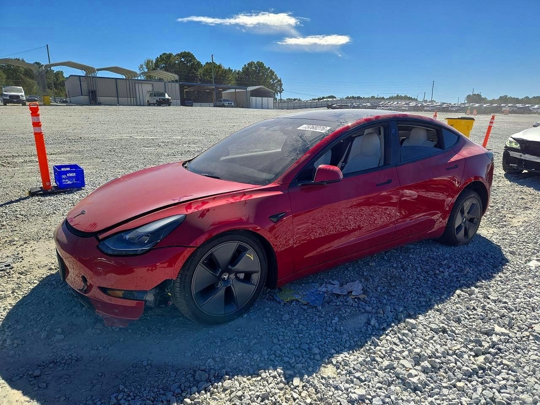 Vista de 2021 TESLA MODEL 3, ángulo 1