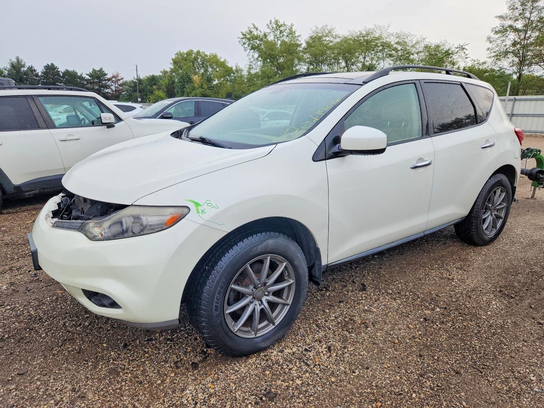 Vue de 2011 NISSAN MURANO S, angle 1