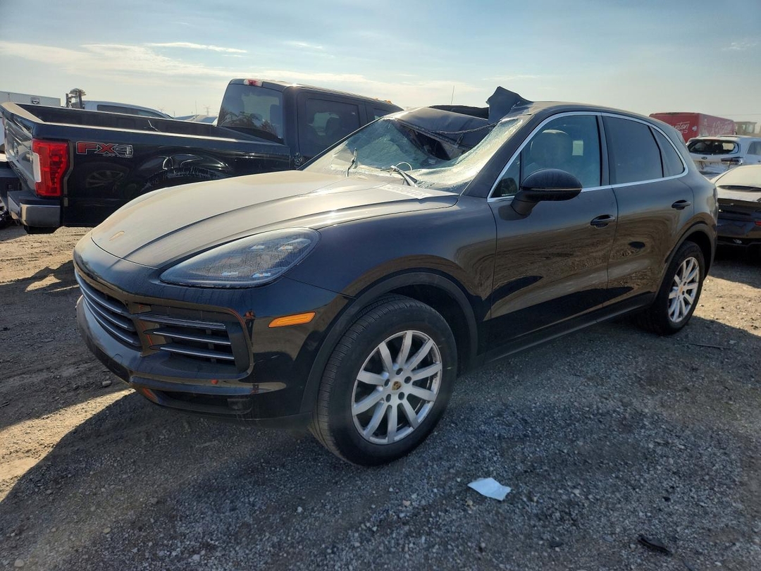 Vue de 2019 PORSCHE CAYENNE, angle 1