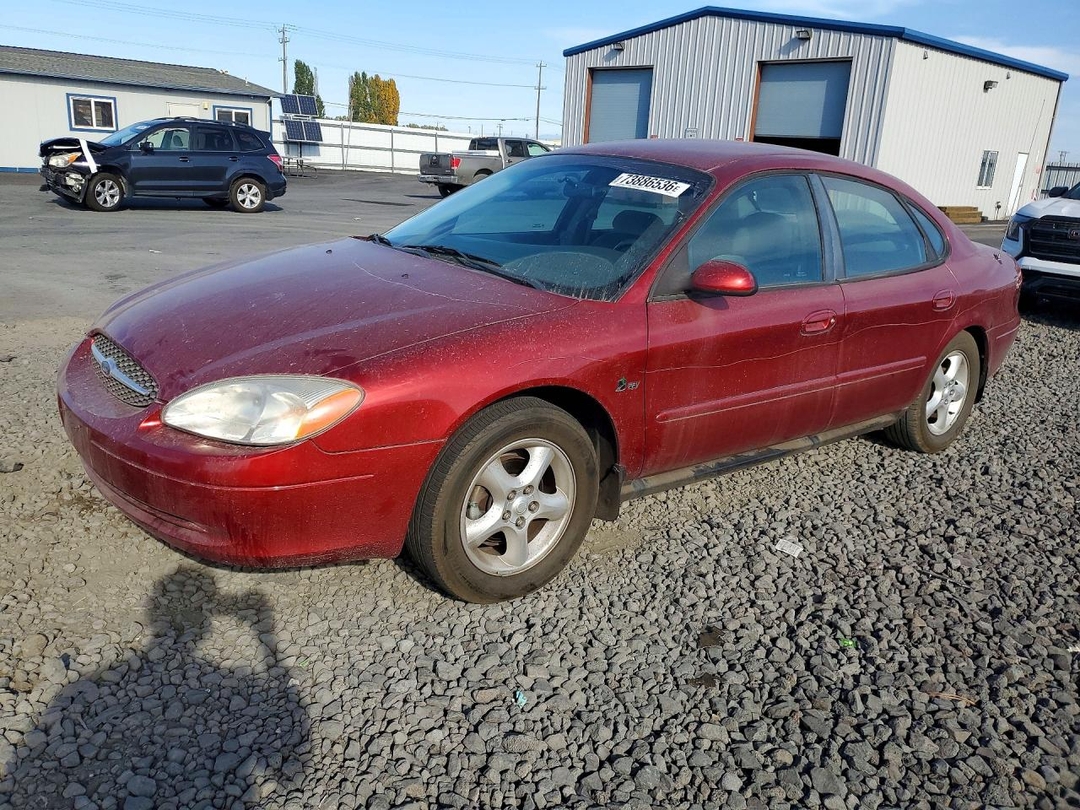 Vue de 2000 FORD TAURUS SES, angle 1