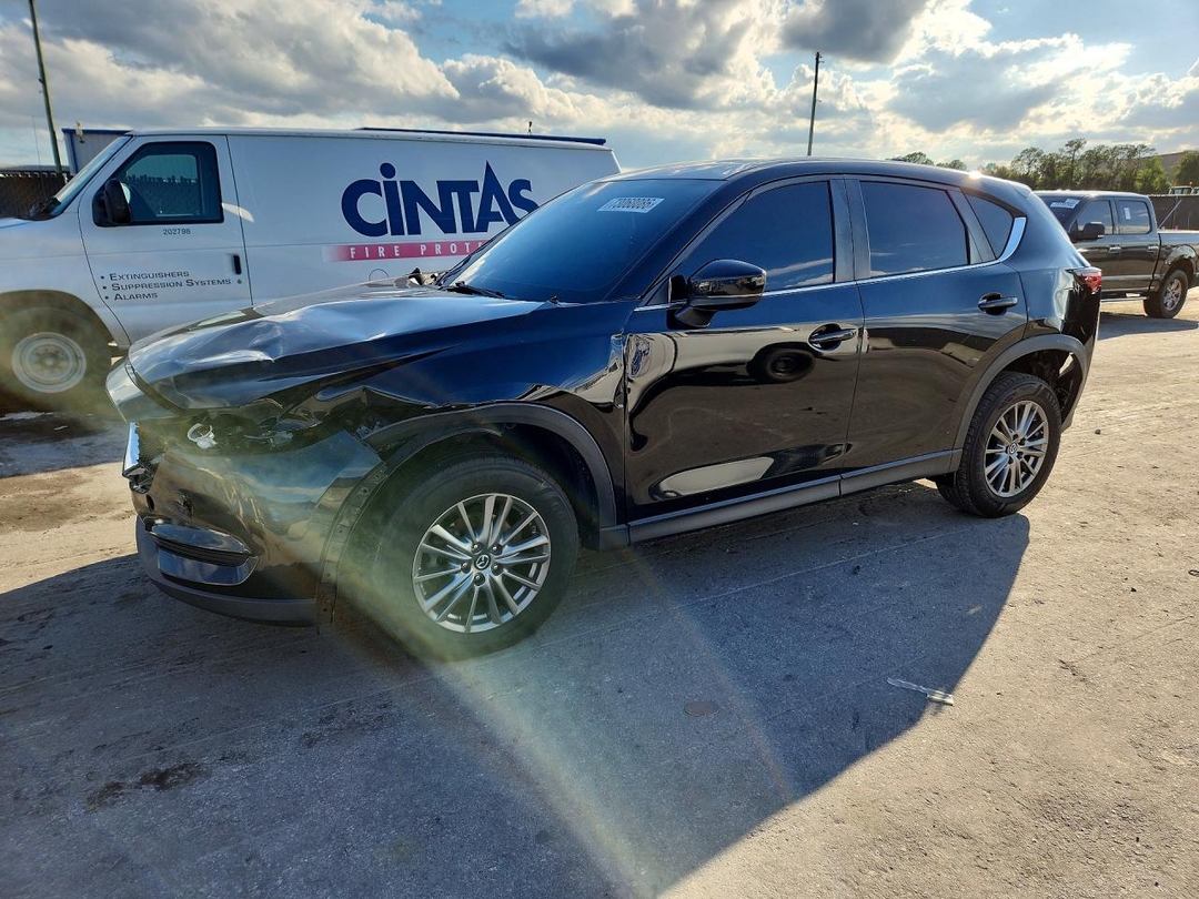 Vista de 2018 MAZDA CX-5 SPORT, ángulo 1