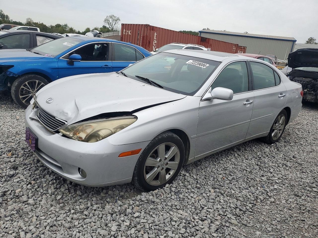 Vue de 2005 LEXUS ES 330, angle 1