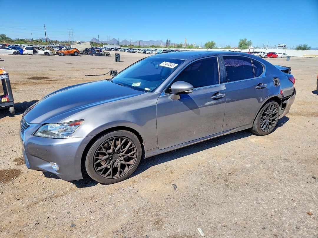 Вид 2014 LEXUS GS 350, угол 1