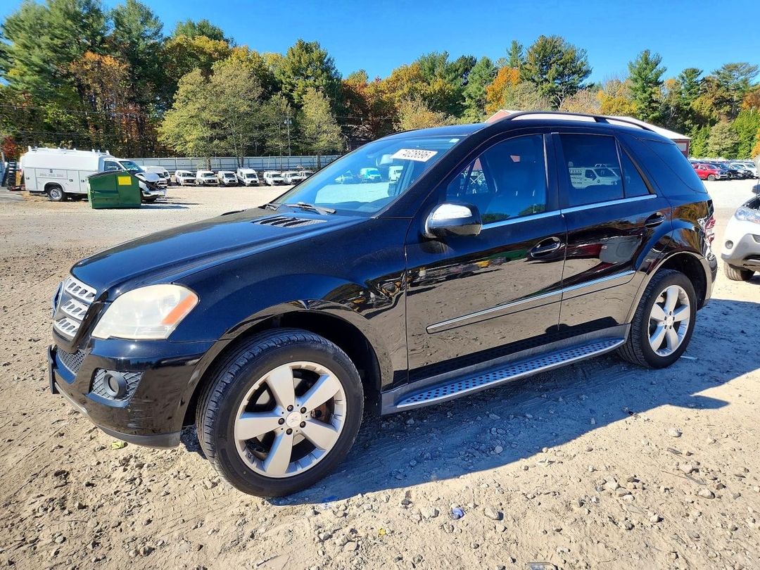 2009 MERCEDES-BENZ ML 350 4MATIC view, angle 1
