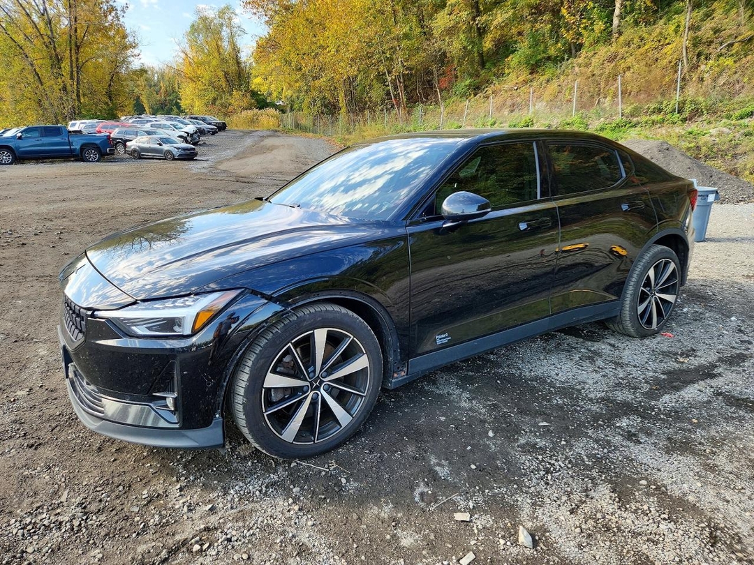 Vista de 2022 POLESTAR 2, ángulo 1