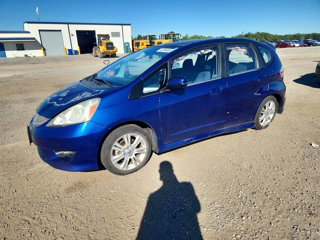 منظر 2011 HONDA FIT SPORT، زاوية 1