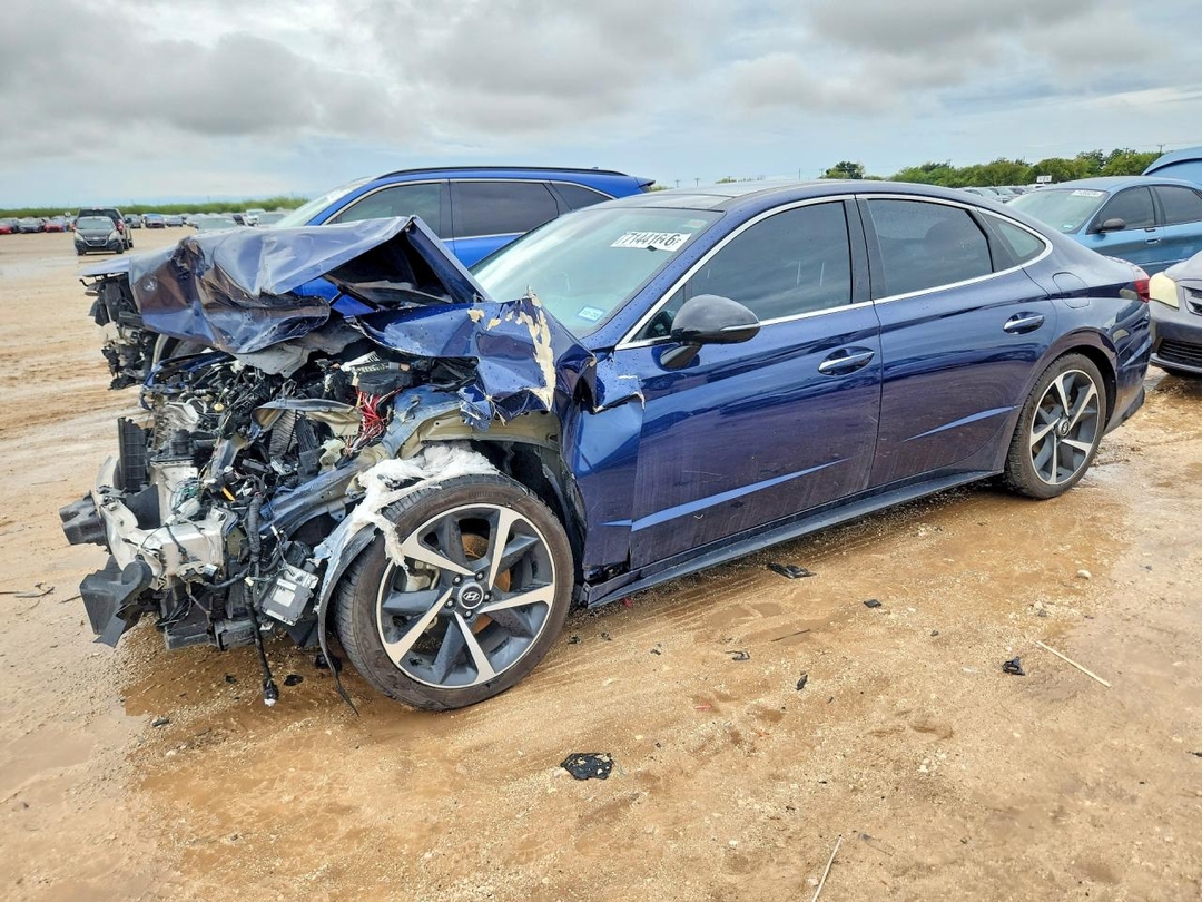 Вид 2021 HYUNDAI SONATA SEL PLUS, угол 1