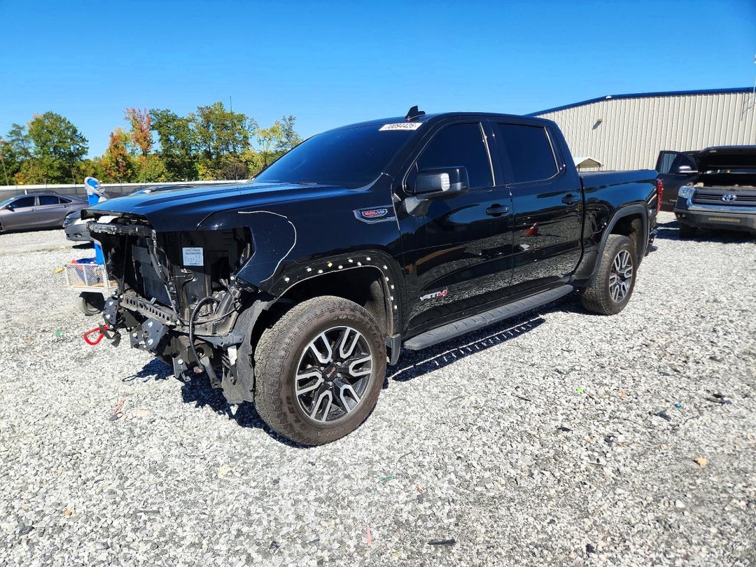 Vue de 2024 GMC SIERRA K1500 AT4, angle 1