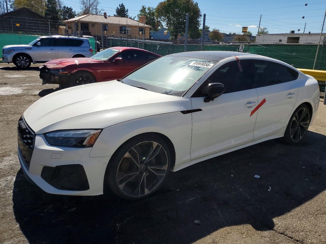 Vue de 2023 AUDI S5 PRESTIGE, angle 1