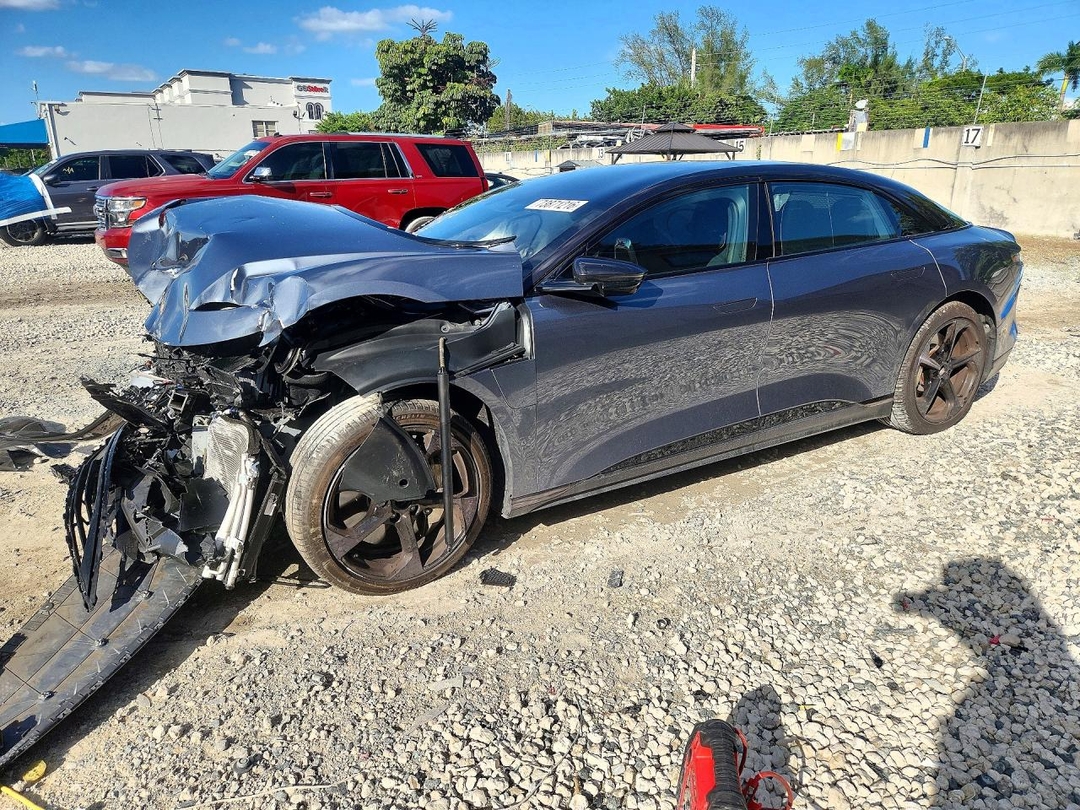 Вид 2024 LUCID MOTORS AIR TOURING, угол 1