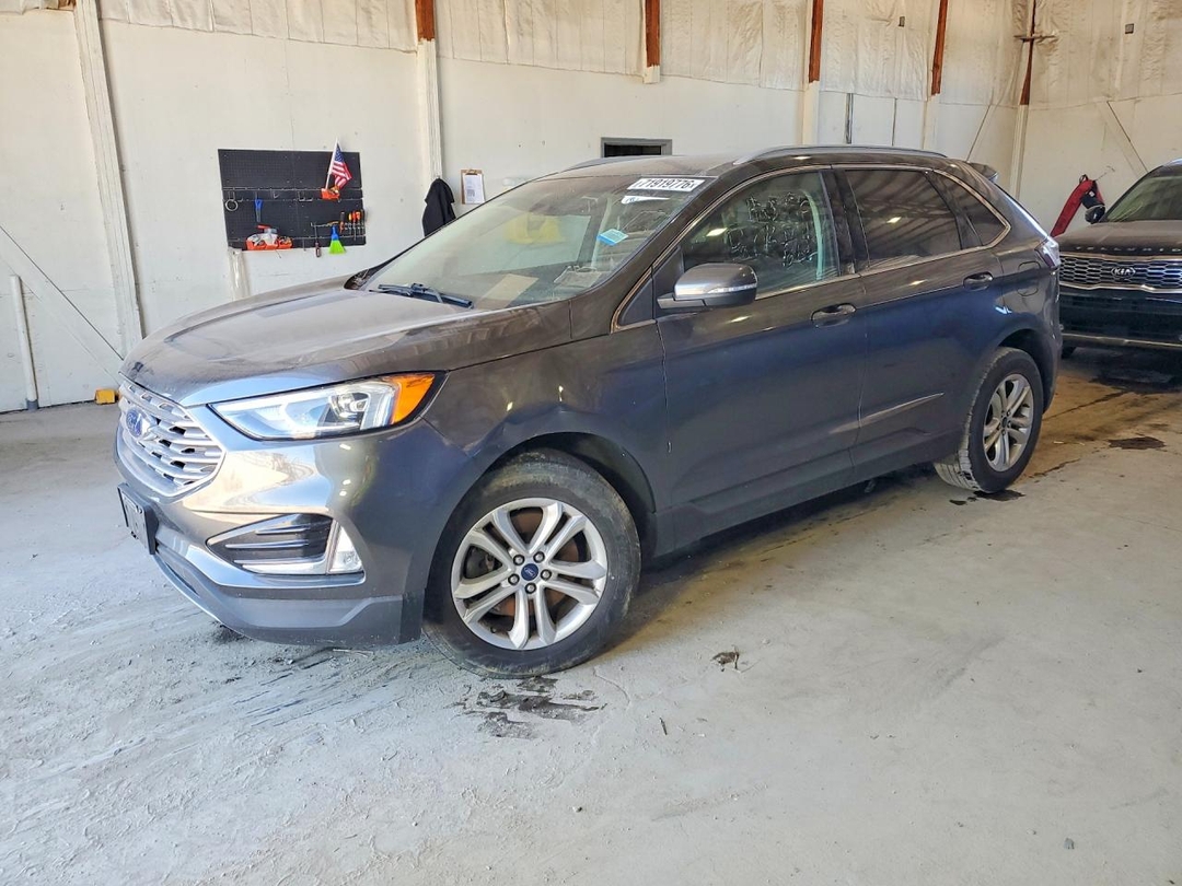 Vue de 2020 FORD EDGE SEL, angle 1