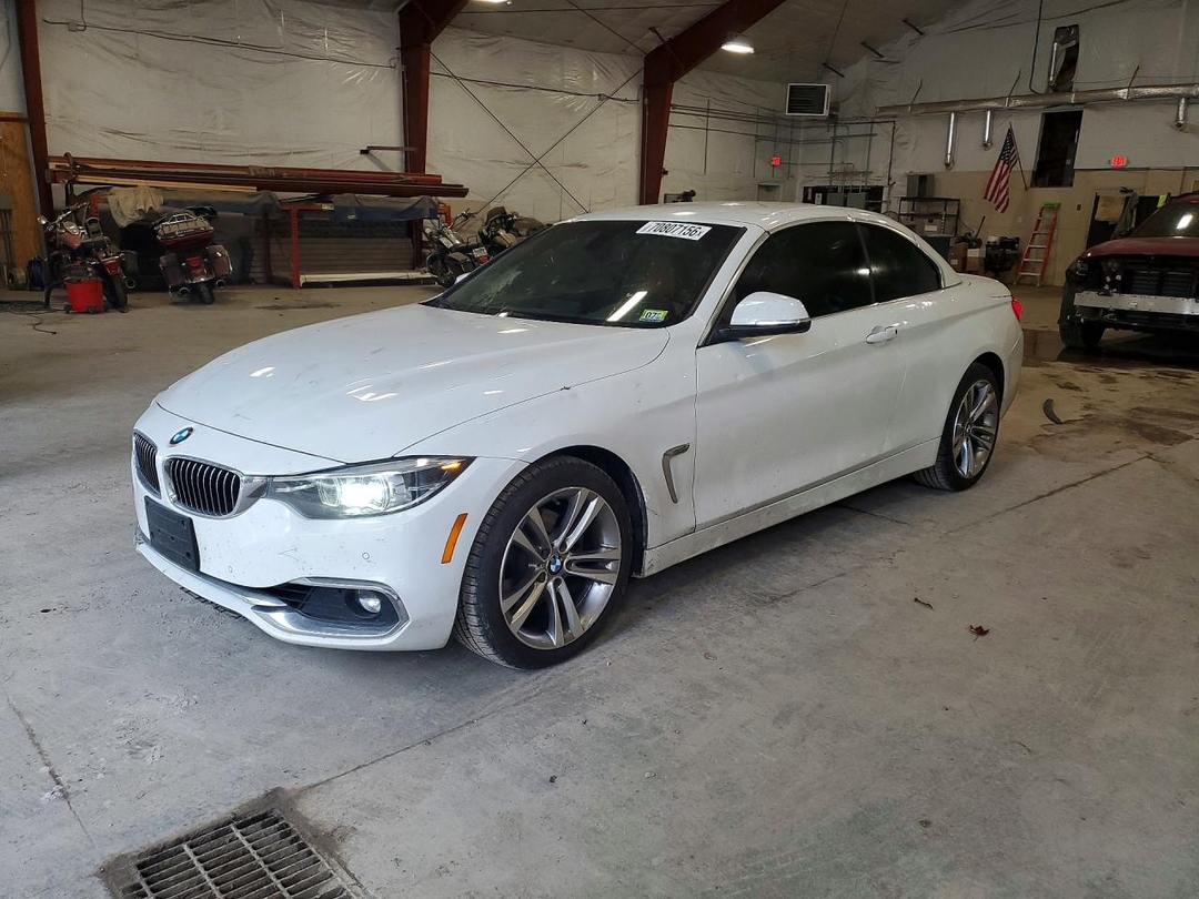 Вид 2018 BMW 430XI, угол 1