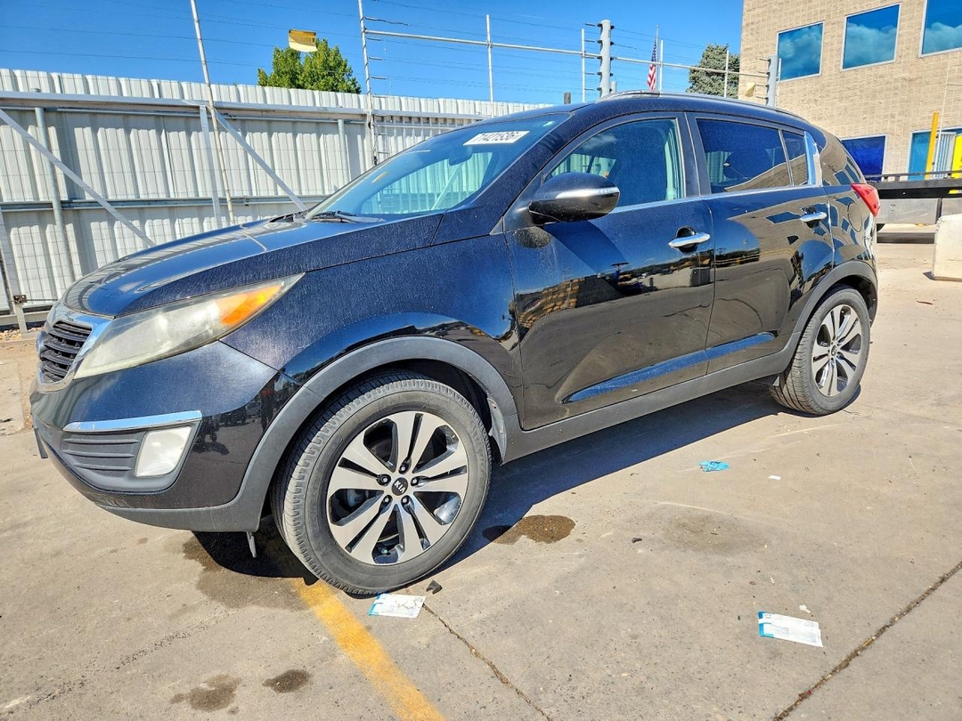 منظر 2011 KIA SPORTAGE EX، زاوية 1