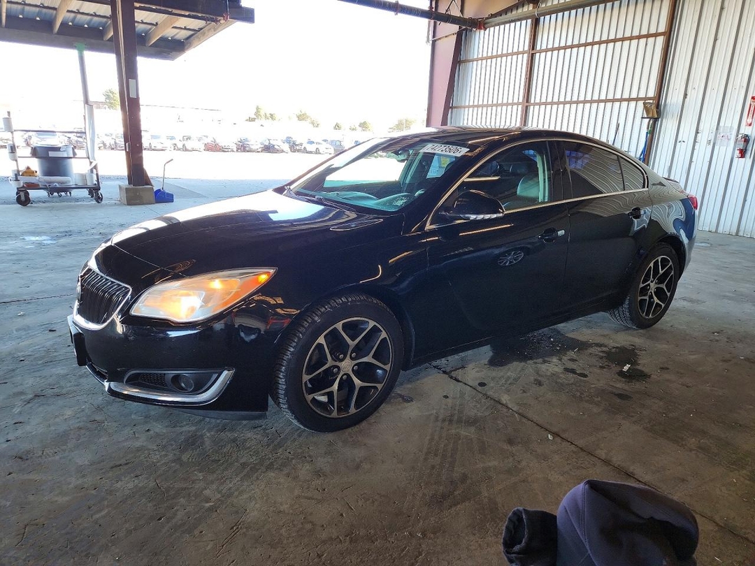 Vedere 2017 BUICK REGAL SPORT TOURING, unghi 1