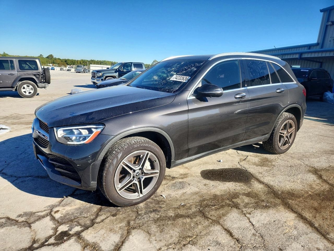 Vista de 2022 MERCEDES-BENZ GLC 300 4MATIC, ángulo 1