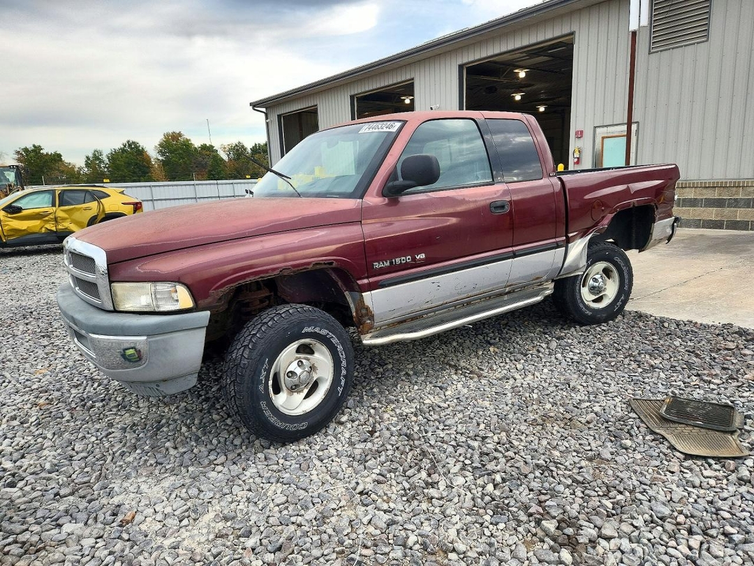 Vue de 2001 DODGE RAM PU1500, angle 1