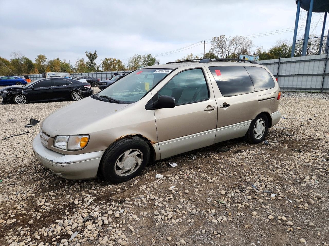 Vista de 2000 TOYOTA SIENNA, ángulo 1