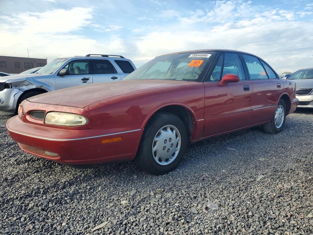 Вид 1999 OLDSMOBILE 88, угол 1