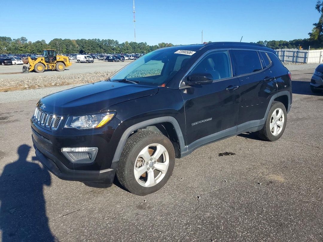 Вид 2019 JEEP COMPASS LATITUDE, угол 1
