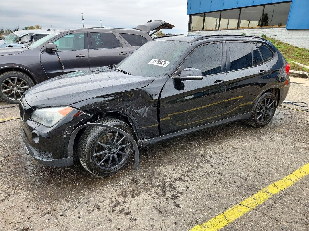 منظر 2013 BMW X1 XDRIVE28I، زاوية 1