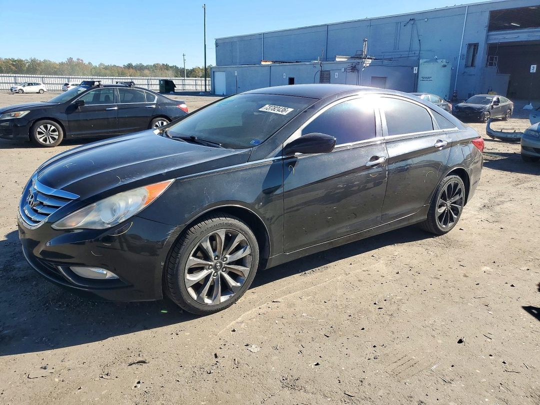Вид 2011 HYUNDAI SONATA SE, угол 1