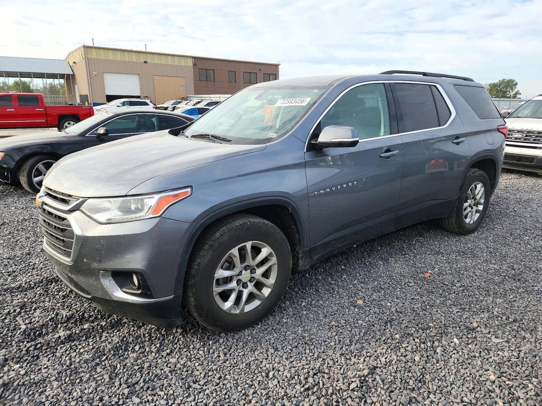 منظر 2019 CHEVROLET TRAVERSE LT، زاوية 1