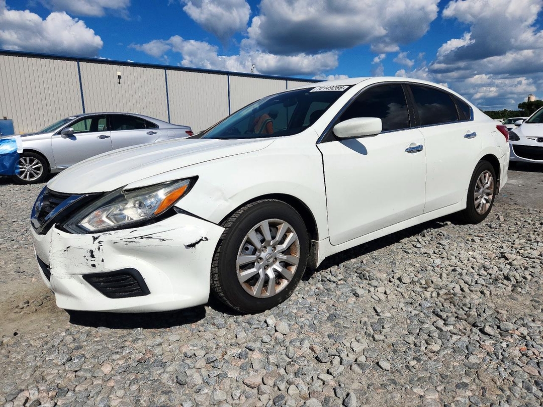 Vue de 2016 NISSAN ALTIMA 2.5 S, angle 1