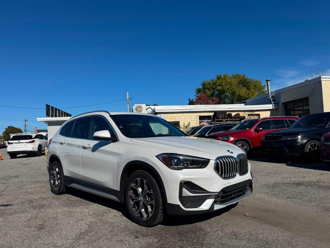 Vedere 2021 BMW X1 SDRIVE28I, unghi 1
