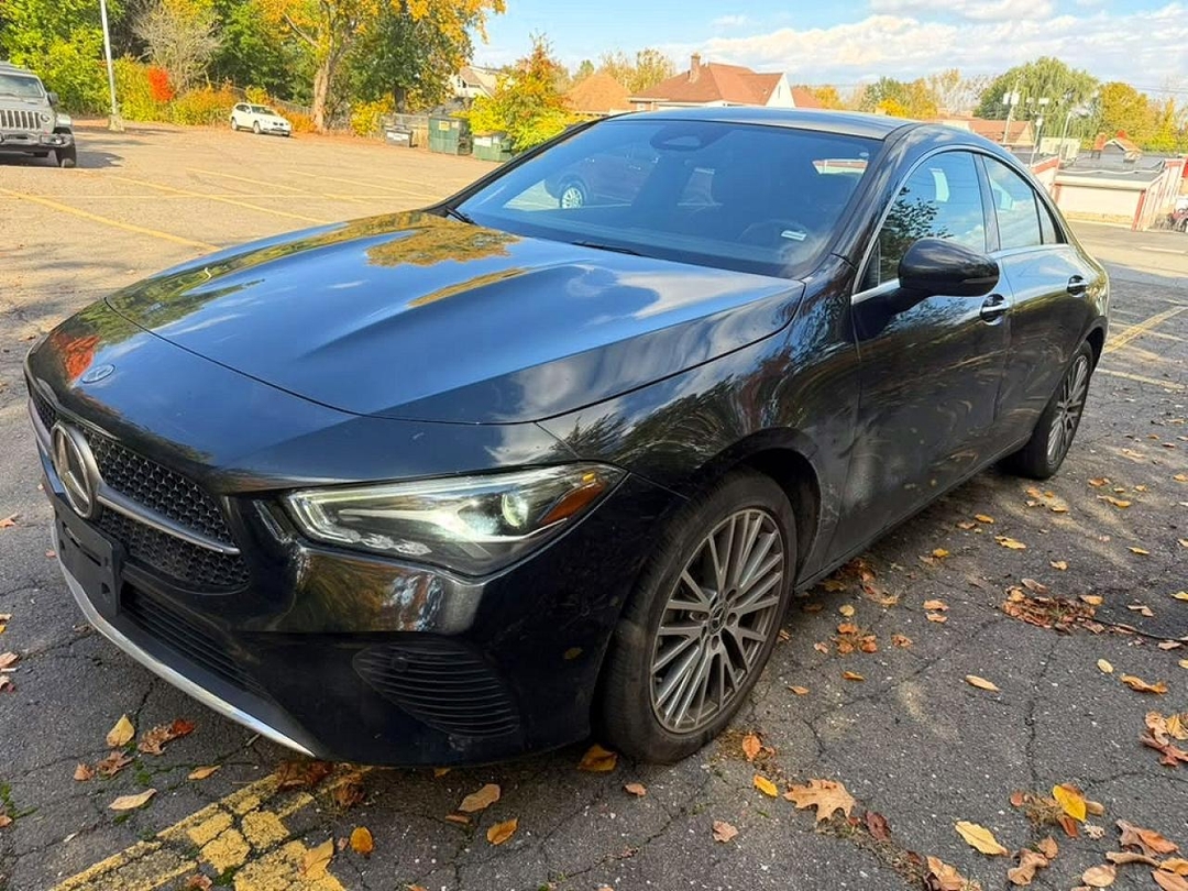 منظر 2025 MERCEDES-BENZ CLA 250، زاوية 1