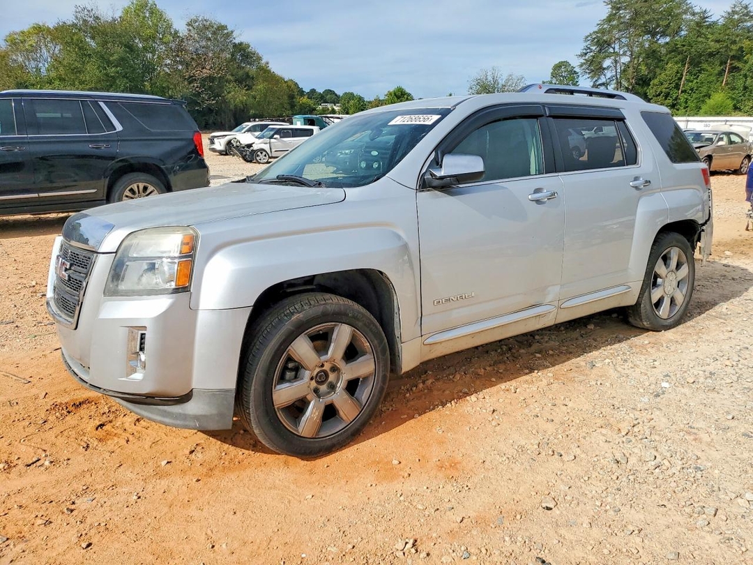 منظر 2015 GMC TERRAIN DENALI، زاوية 1