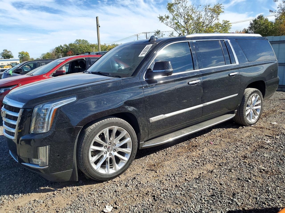 منظر 2019 CADILLAC ESCALADE ESV LUXURY، زاوية 1