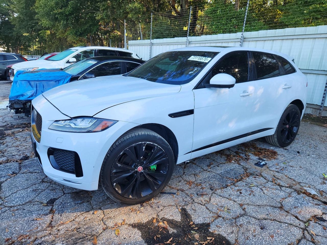 Vista de 2019 JAGUAR F-PACE S, ángulo 1