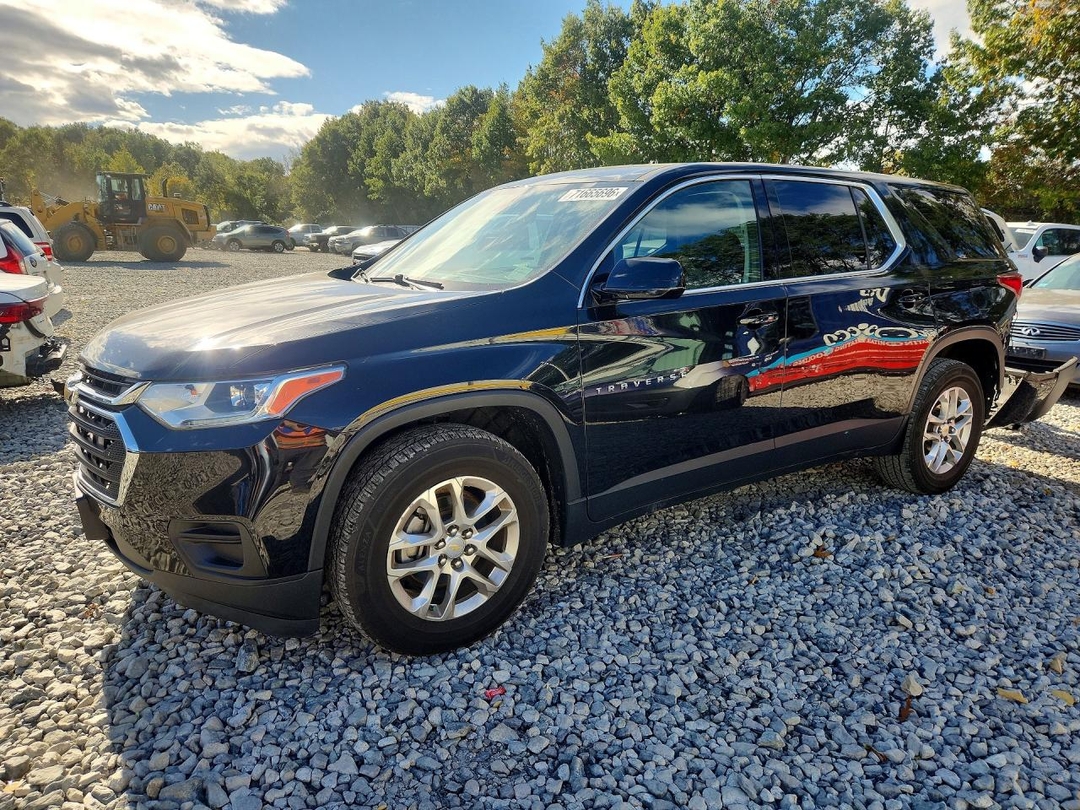 Vue de 2019 CHEVROLET TRAVERSE LS, angle 1